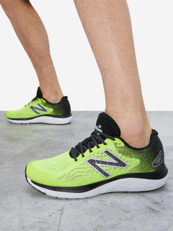 Кроссовки мужские New Balance Fresh Foam 680V7, Зеленый