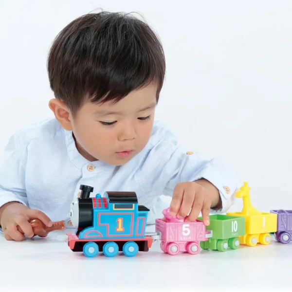 Деревянный паровозик Томас и друзья TAKARA TOMY – обучающая игрушка для детей — изображение 2